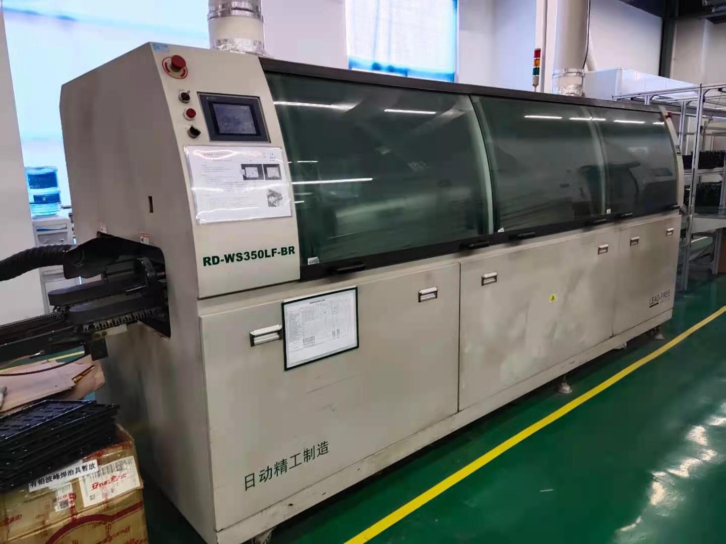 唯克特波峰焊二展示